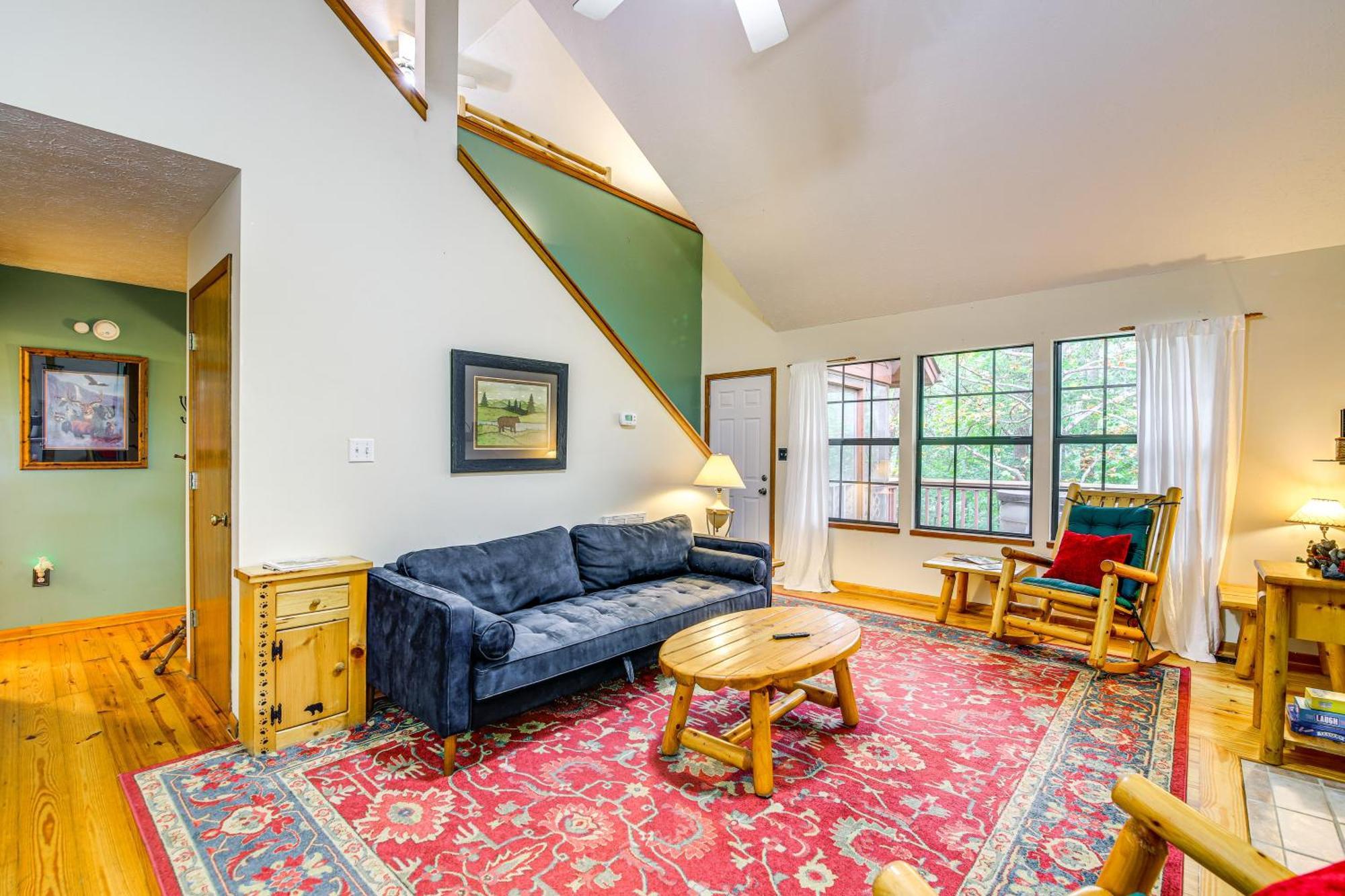 Pet-Friendly Sevierville Rental With Private Hot Tub Екстер'єр фото