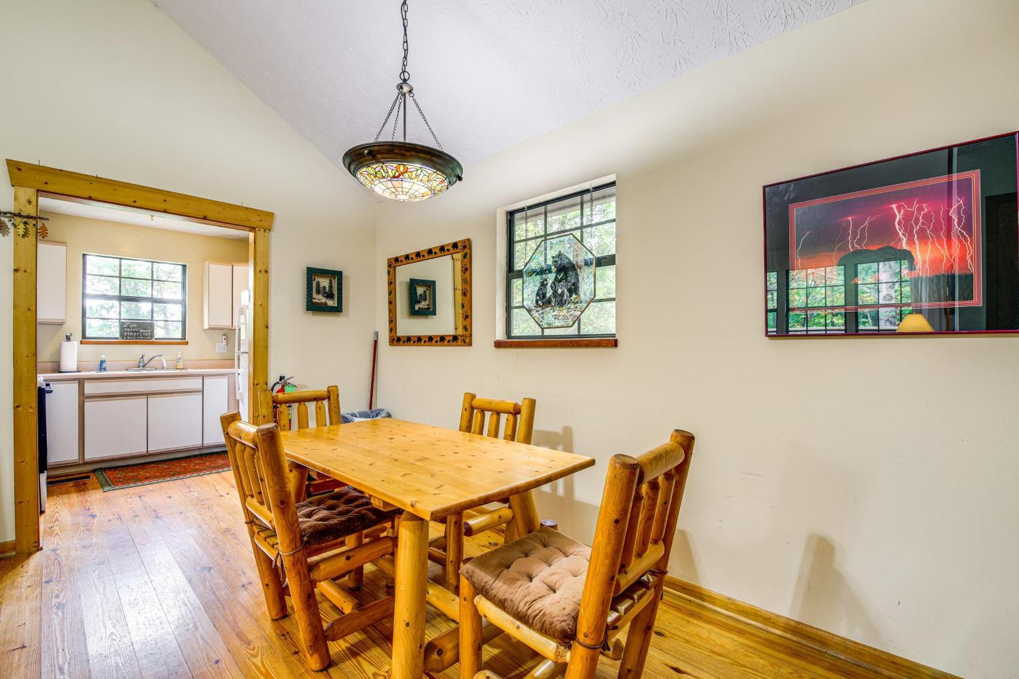 Pet-Friendly Sevierville Rental With Private Hot Tub Екстер'єр фото