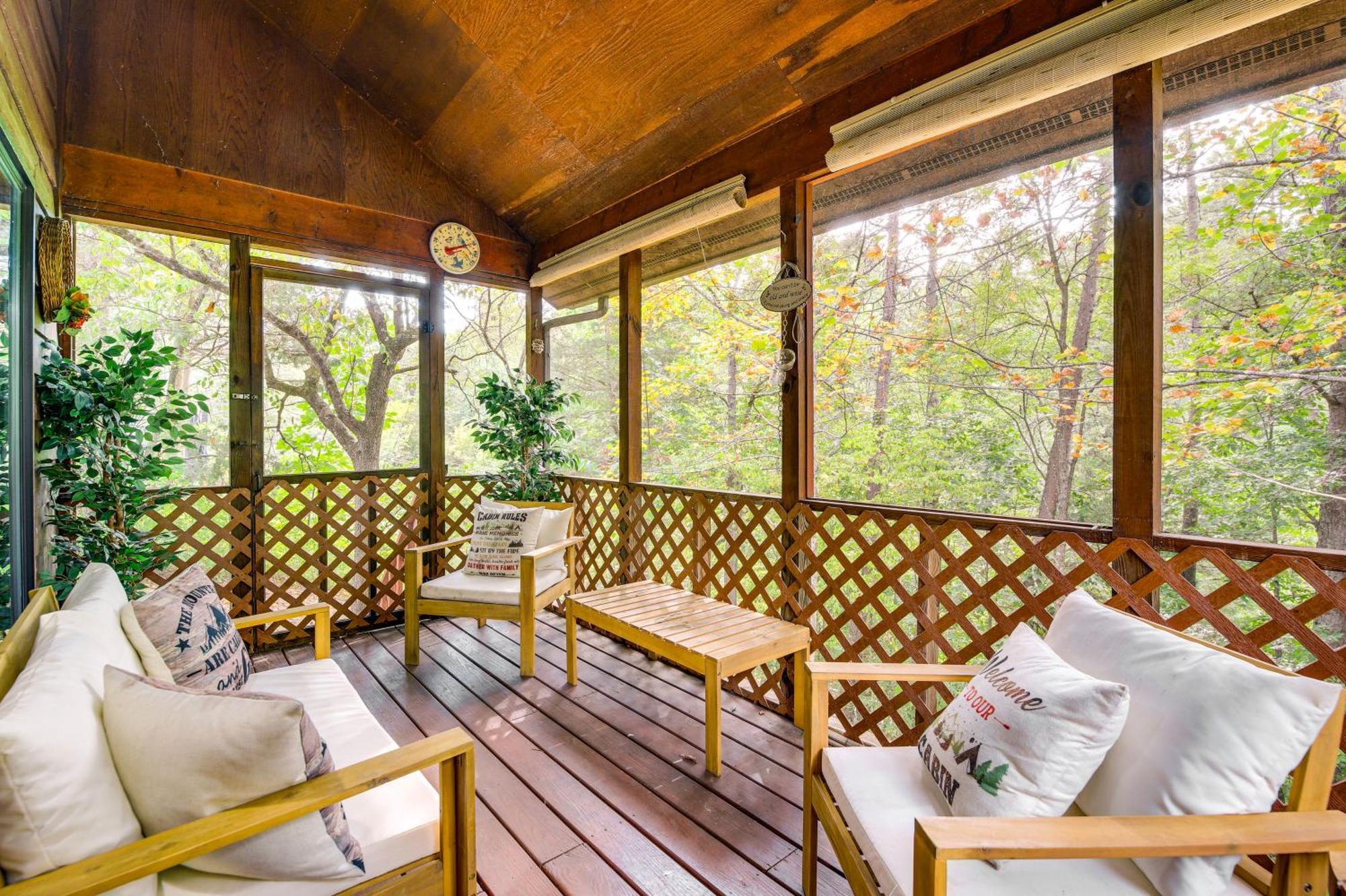 Pet-Friendly Sevierville Rental With Private Hot Tub Екстер'єр фото